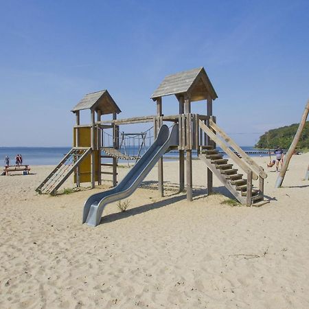 Ferienresidenz Zwei Bodden Fewo2-8 - Balkon, Sauna, Kamin Lietzow Bagian luar foto