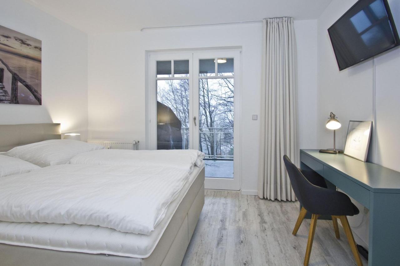 Ferienresidenz Zwei Bodden Fewo2-8 - Balkon, Sauna, Kamin Lietzow Bagian luar foto