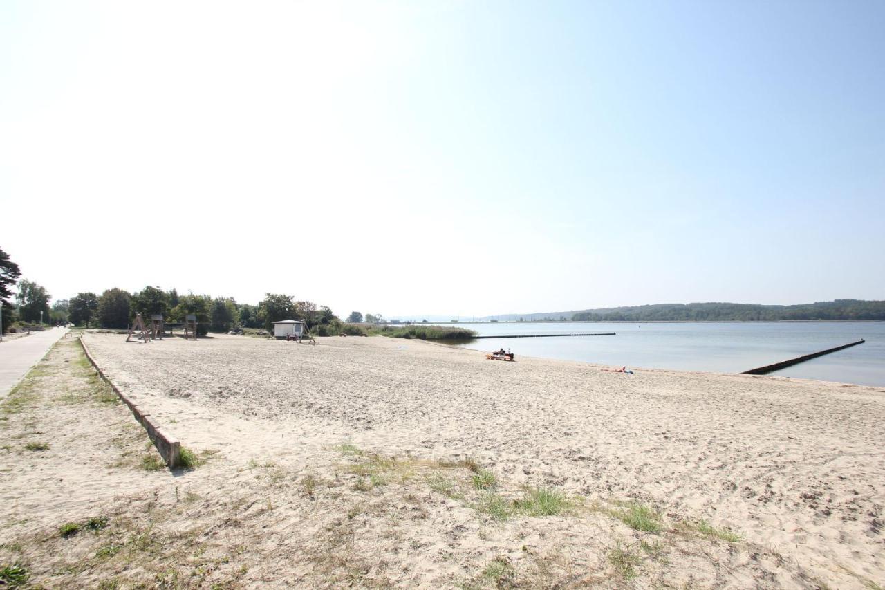 Ferienresidenz Zwei Bodden Fewo2-8 - Balkon, Sauna, Kamin Lietzow Bagian luar foto